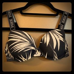 Victoria Secret Pink Push Up Bra